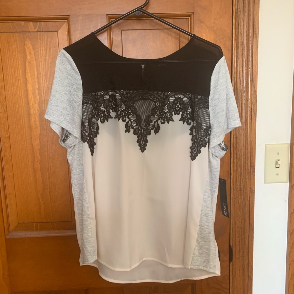 Women’s black, cream and grey blouse